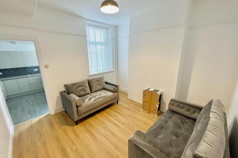4 bedroom private hall to rent, Wyresdale Road, Lancaster LA1