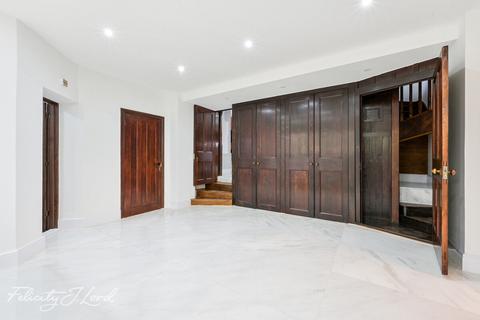 undefined, Ashmore Road, London
