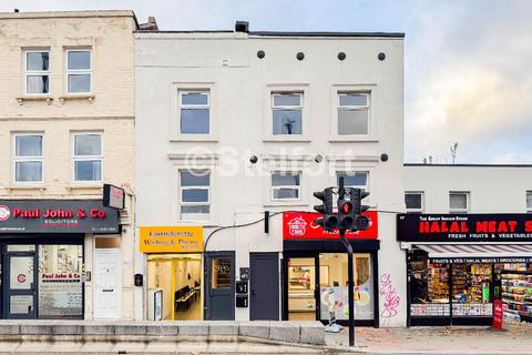 2 bedroom flat to rent, Leytonstone Road, London E15