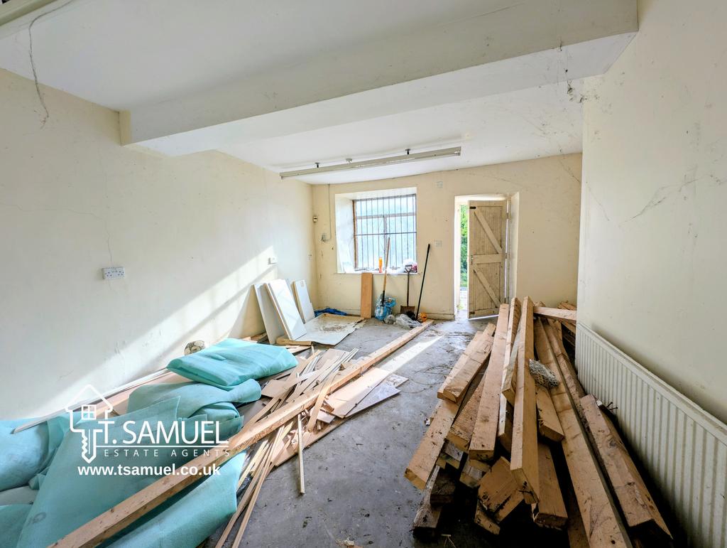 Basement flat