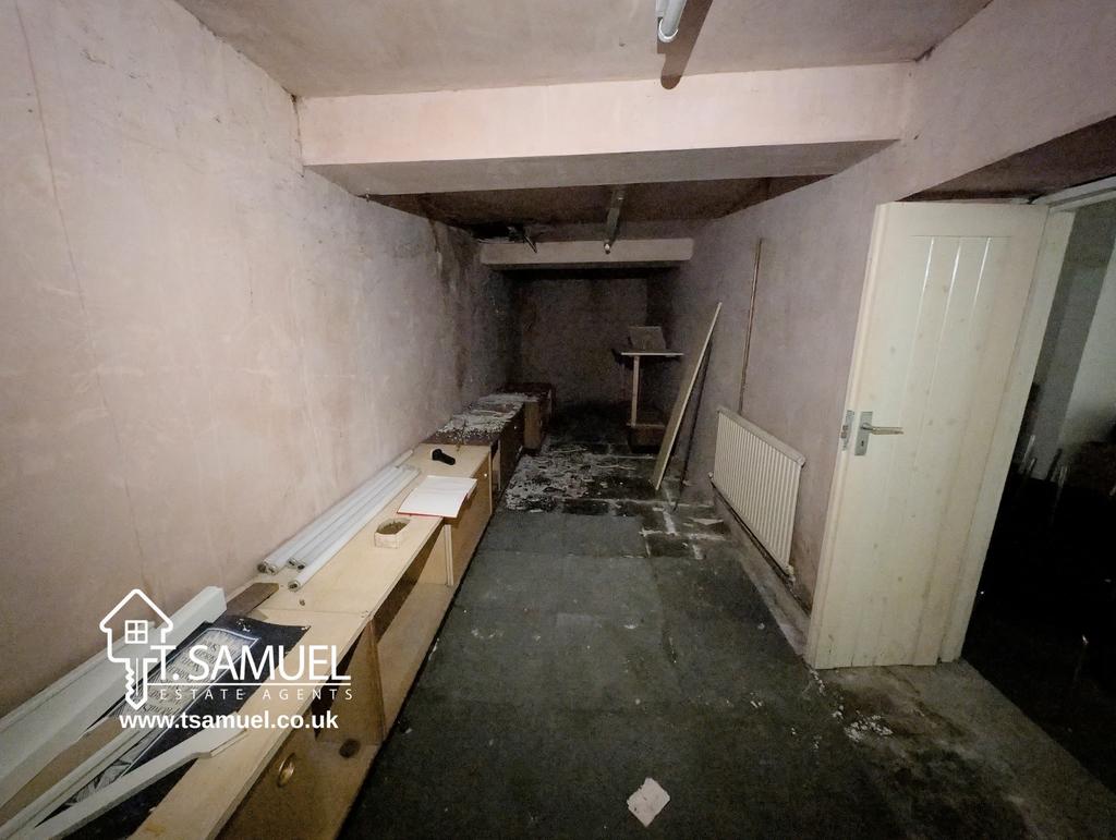 Basement flat
