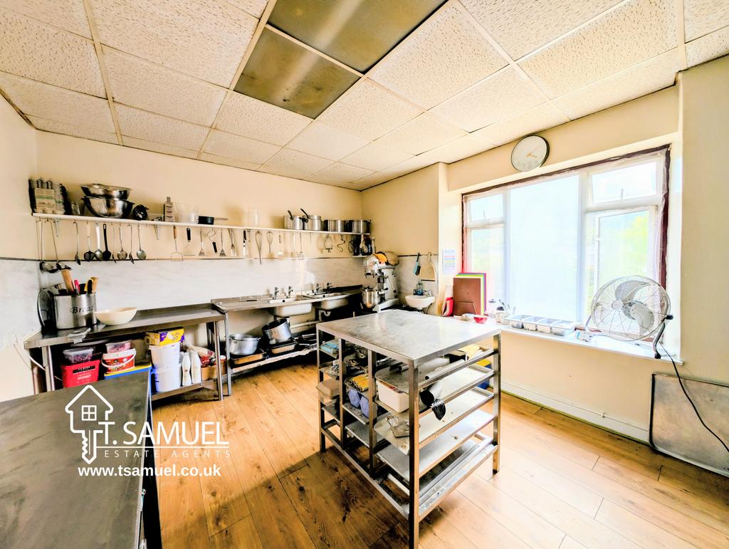 Shop room 2