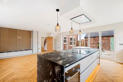 5 bedroom detached house for sale, 4 Rowan Tree Court, Ranskill, Retford, Nottinghamshire, DN22 8TG