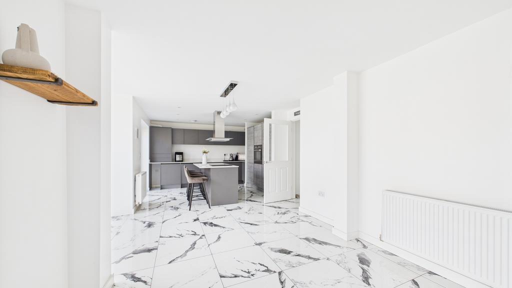 Kitchen (2)