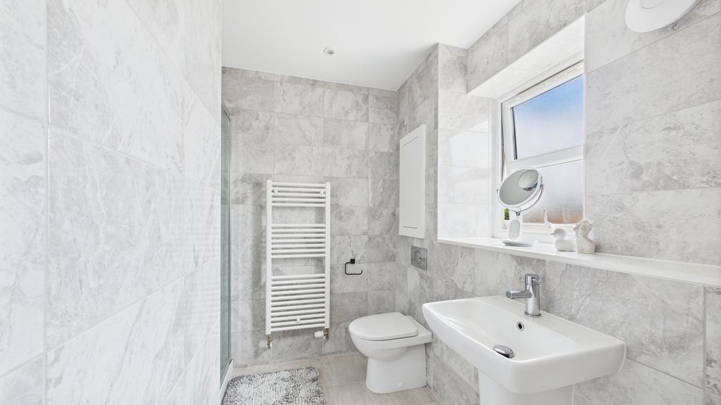 En Suite (1)