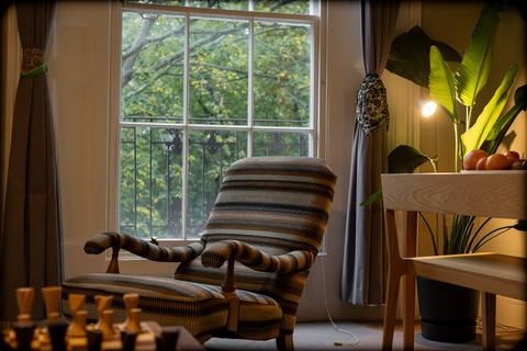 2 bedroom flat for sale, Granville Square, London, WC1X