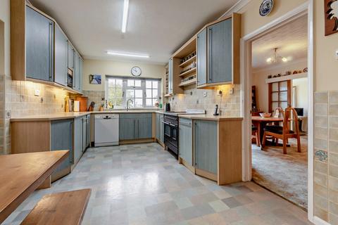 5 bedroom detached house for sale, High Street, Abbotsley, St. Neots, Cambridgeshire
