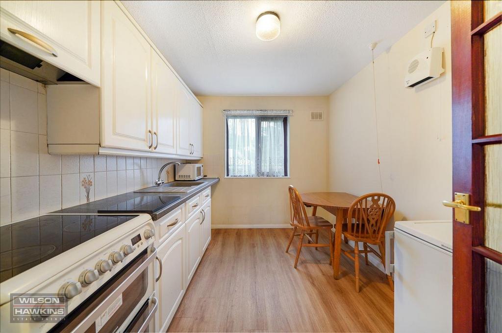 637 Pinner Road - UTo Myp Mnr G24 Rmub Pj Ep.jpg