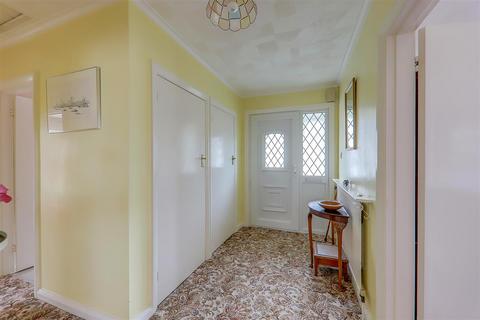 3 bedroom detached bungalow for sale, Rudgwick Avenue, Worthing BN12