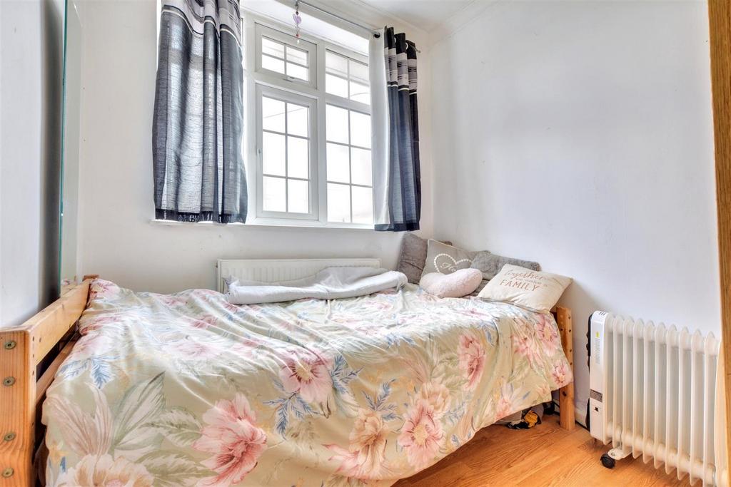 Bedroom Six 3.jpeg