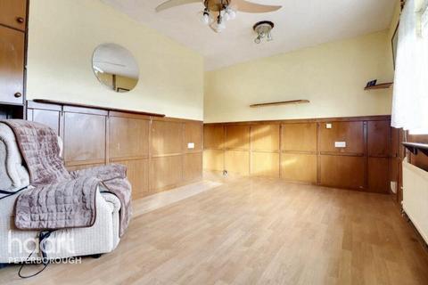 1 bedroom flat for sale, Furze Ride, Dogsthorpe