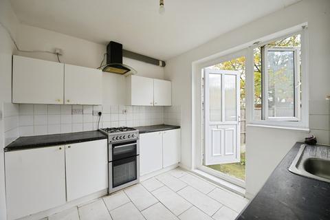 23 Flamstead Road, Dagenham, RM9 4JJ