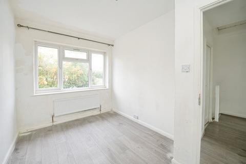 23 Flamstead Road, Dagenham, RM9 4JJ