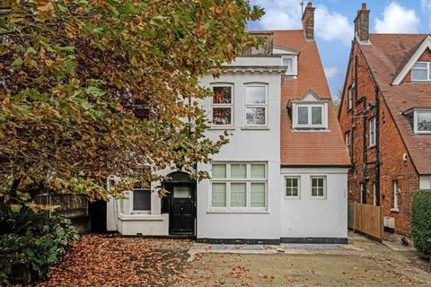 undefined, Shepherds Hill, N6