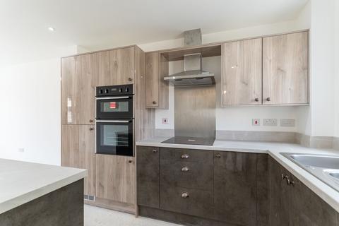 4 bedroom detached house for sale, Rossers Field, Govilon, NP7