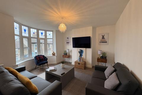 3 bedroom semi-detached house for sale, Upper Garth Road, Bangor, Gwynedd, LL57