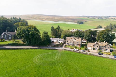 5 bedroom detached house for sale, Brook Hill Lane, Carlecotes
