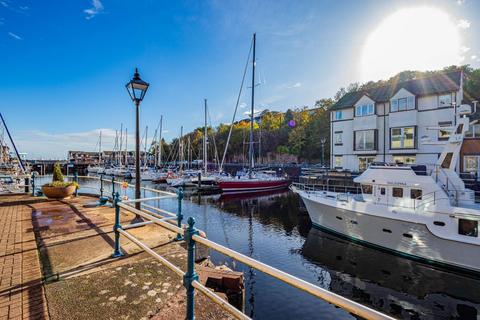 undefined, Plas St. Andresse, Penarth CF64