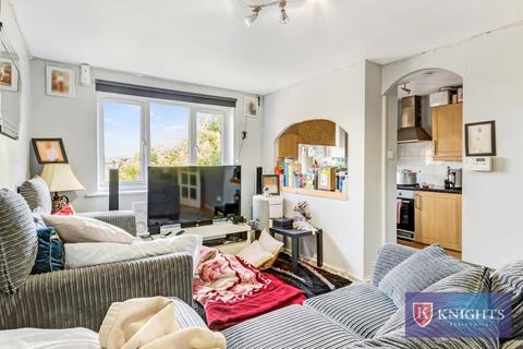 undefined, Gartons Close, Enfield, EN3