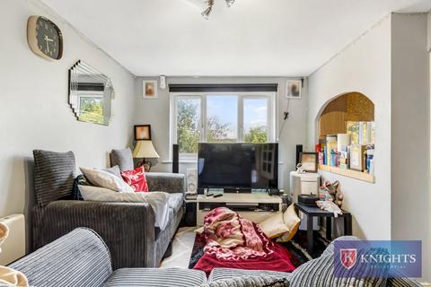 undefined, Gartons Close, Enfield, EN3
