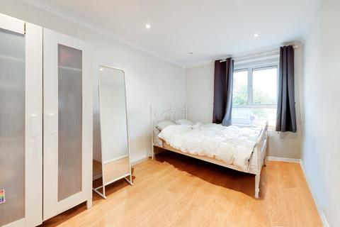 2 bedroom apartment for sale, Adelaide Road, London, NW3