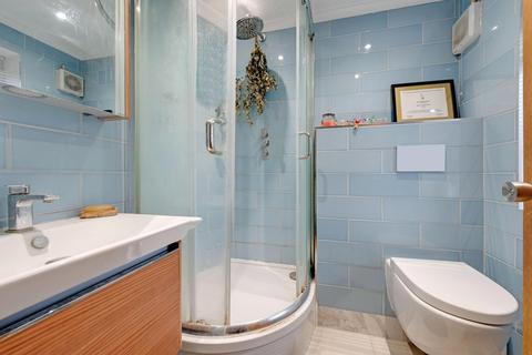 2 bedroom apartment for sale, Adelaide Road, London, NW3