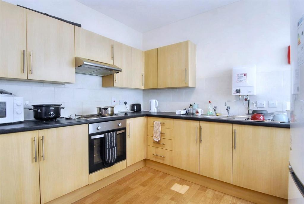 Kitchen (11).jpeg