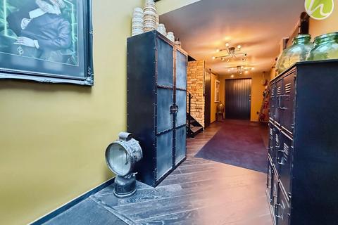 5 bedroom detached house for sale, Inglefield Road, Fobbing, SS17