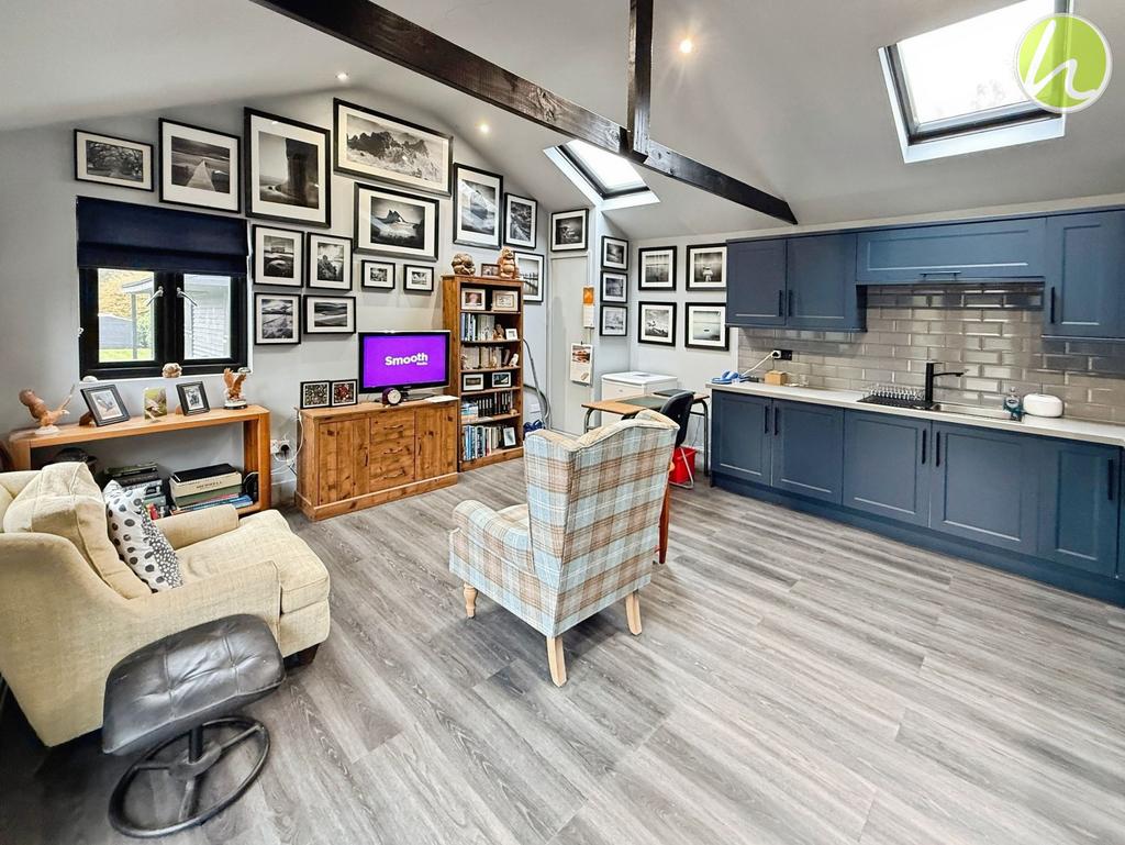 Annexe Living Room/ Kitchen