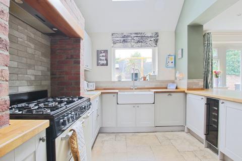 5 bedroom detached house for sale, Chestnut Close, Burstwick, Hull, HU12 9HH