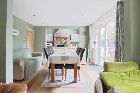 5 bedroom detached house for sale, Chestnut Close, Burstwick, Hull, HU12 9HH
