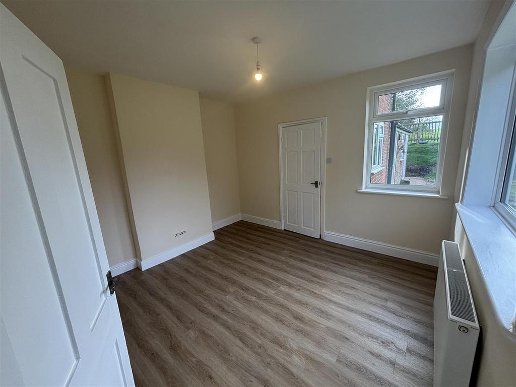 Dining Room 1.JPG