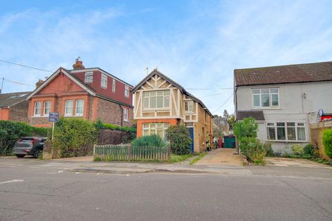 undefined, Queens Road, Haywards Heath, RH16