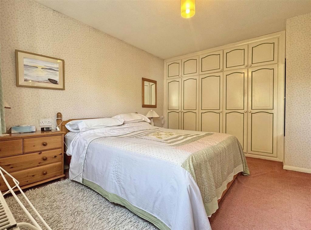 Master Bedroom.jpg