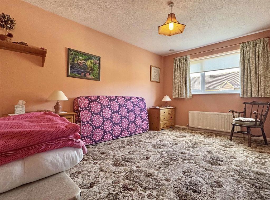 Bedroom 2.jpg