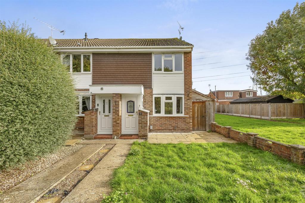 52 Upper Abbotts Hill, HP19 7 ST-13.jpg