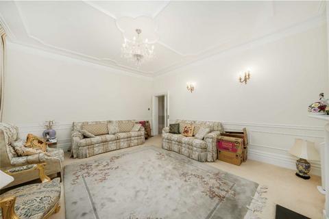 undefined, Finchley Road, London NW3