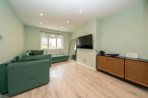 2 bedroom semi-detached house for sale, Bassil Road, Hemel Hempstead, Hertfordshire, HP2 4BB