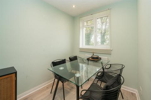 2 bedroom semi-detached house for sale, Bassil Road, Hemel Hempstead, Hertfordshire, HP2 4BB