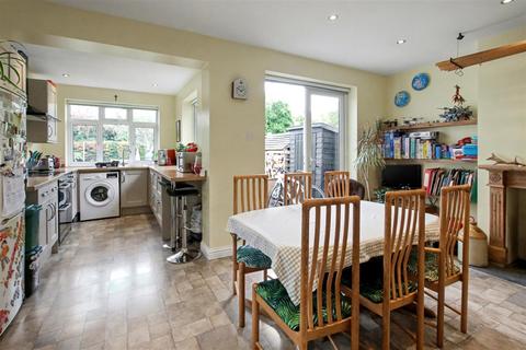 undefined, BARNETT CLOSE, LEATHERHEAD, KT22
