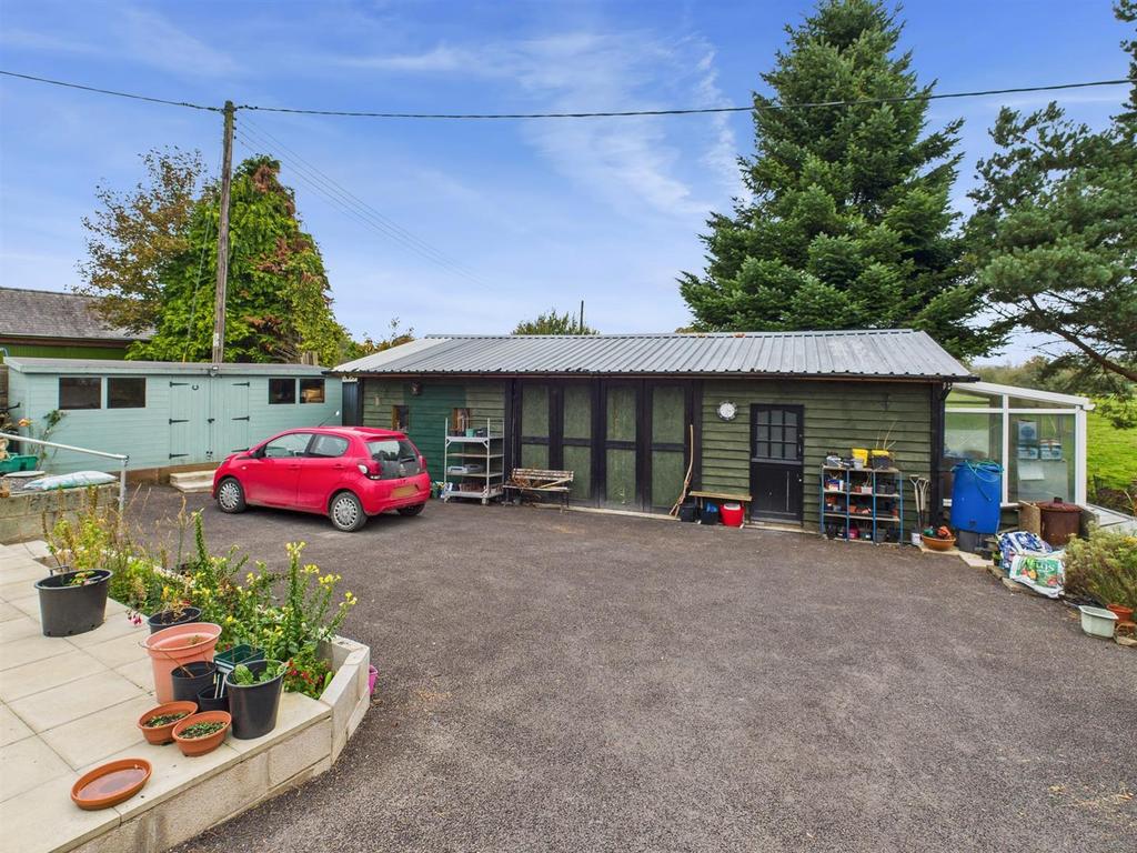 CAM01713 G0-PR0140-STILL037.jpg