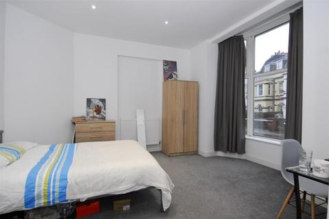 undefined, North Road East, Plymouth PL4