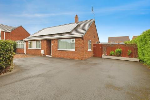 3 bedroom detached bungalow for sale, Greenway, Barton-upon-humber, Lincolnshire, DN18 5HY