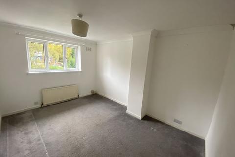 3 bedroom semi-detached house to rent, Anderson Crescent, Birmingham B43