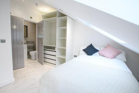 6 bedroom house to rent, Boultham Avenue, Lincolnshire LN5