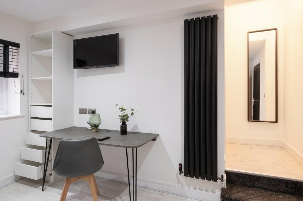 A modern and attractive view of the front exter...