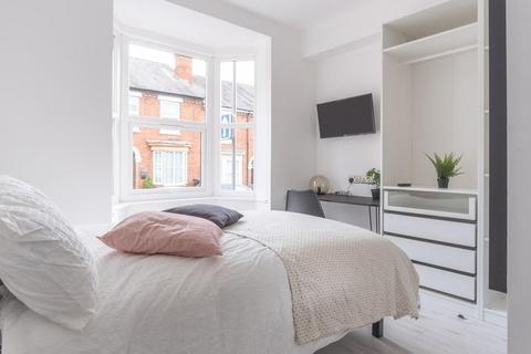 6 bedroom house to rent, Avondale Street, Lincolnshire LN2