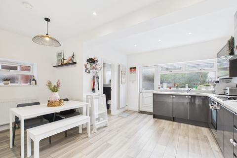 3 bedroom semi-detached house for sale, Norwood Far Grove, Beverley, HU17 9HU