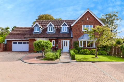 4 bedroom detached house for sale, White House Garth, North Ferriby, HU14 3FB
