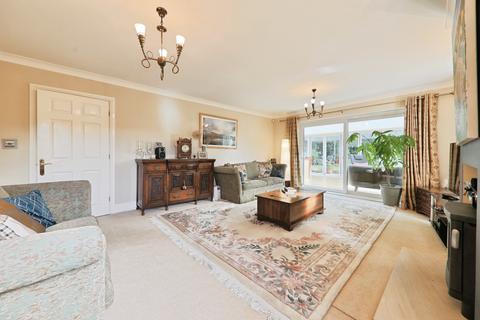4 bedroom detached house for sale, White House Garth, North Ferriby, HU14 3FB